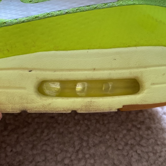 Lime Green Nike Air Max 1 US Size 10 - - Picture 9 of 10